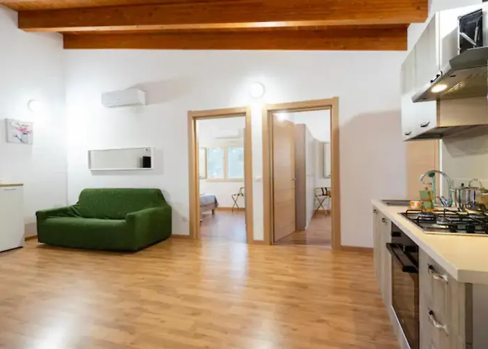 Casale Carolea 公寓 Sarrotino