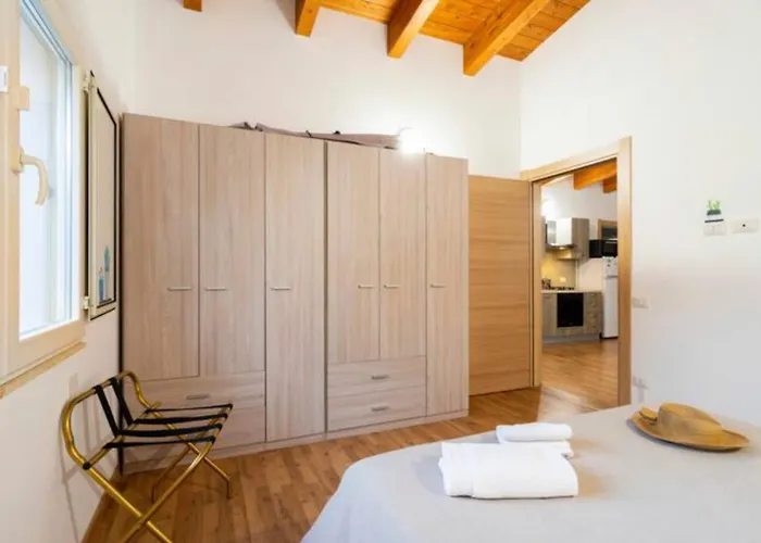 公寓 Casale Carolea *